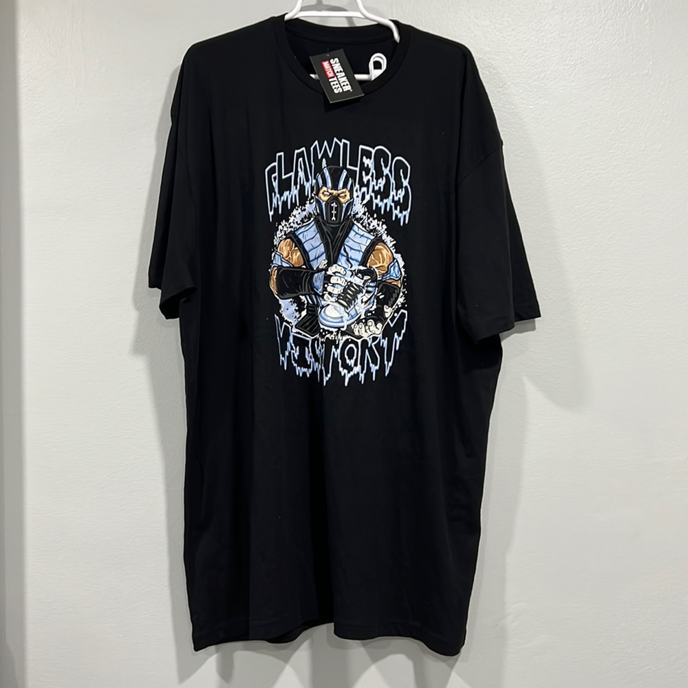 SNEAKER MATCH TEE (MEN’S SHIRT)